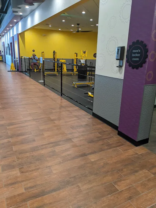 Planet Fitness Picture 2