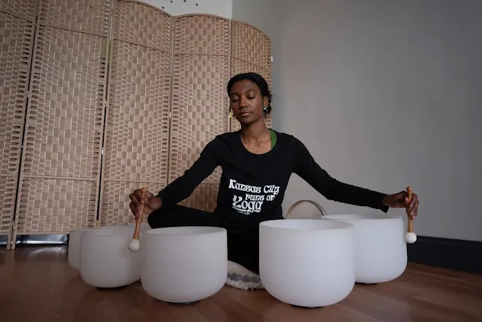 AIMwell Yoga Picture 1