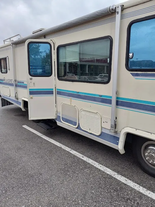 Planet Fitness Picture 3