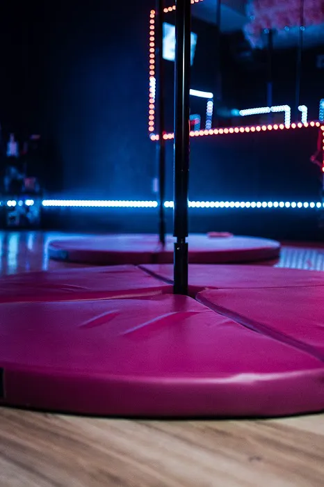 Slide Wit Shi Picture 6