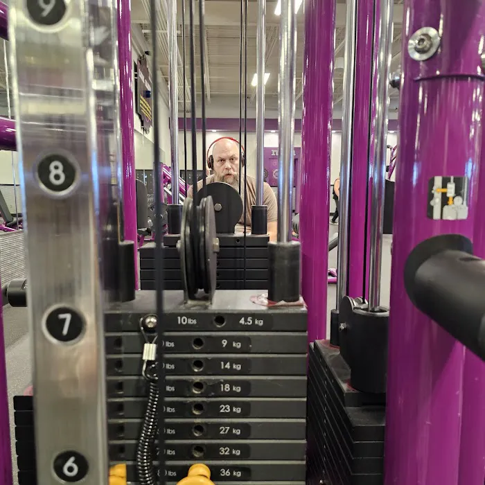Planet Fitness Picture 2
