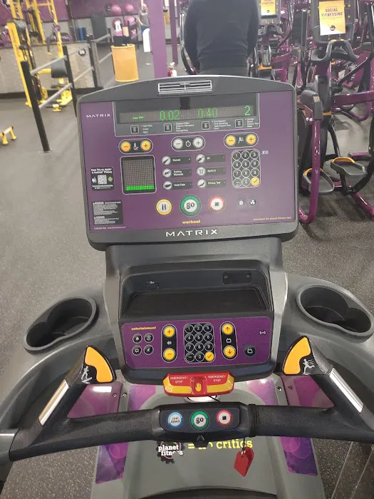 Planet Fitness Picture 6