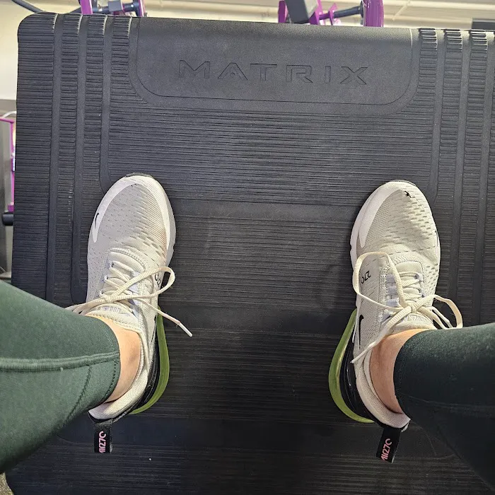 Planet Fitness Picture 7