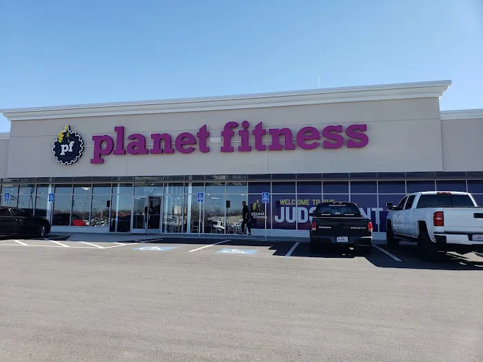 Planet Fitness Picture 4