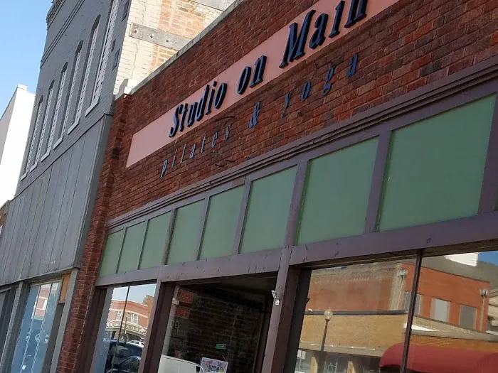 Studio On Main Picture 1