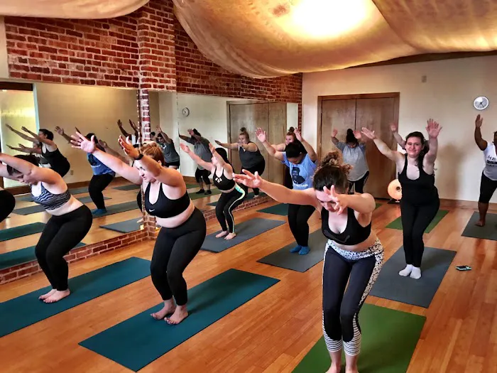 Studio On Main Picture 2