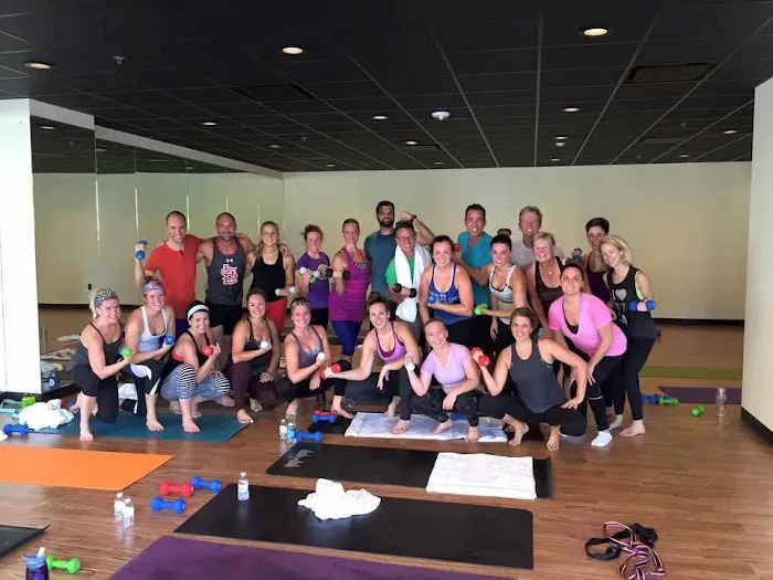 Power Life Yoga Barre Fitness - South Plaza Picture 3