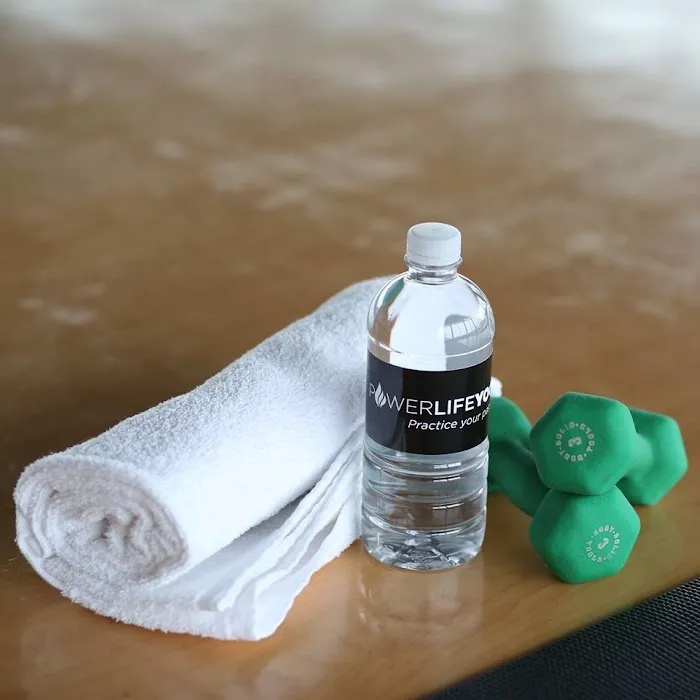 Power Life Yoga Barre Fitness - South Plaza Picture 8