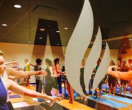 Power Life Yoga Barre Fitness - South Plaza