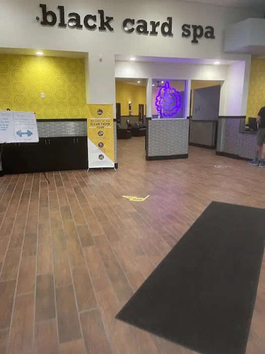 Planet Fitness Picture 2