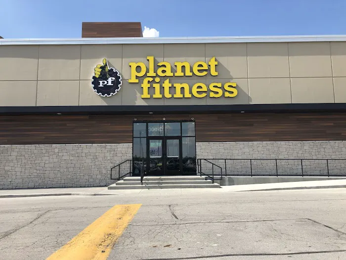 Planet Fitness Picture 3