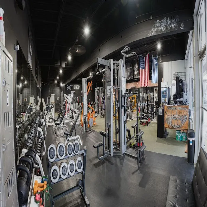 Body Shop Gym- 24hrs Picture 3