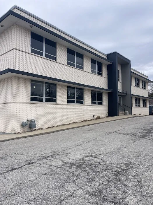 Full Circle Yoga KC Picture 1