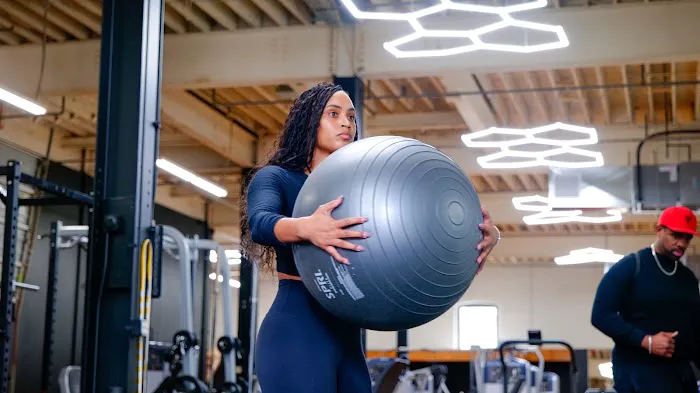 The Tuf Club Fitness and Wellness Center Picture 2