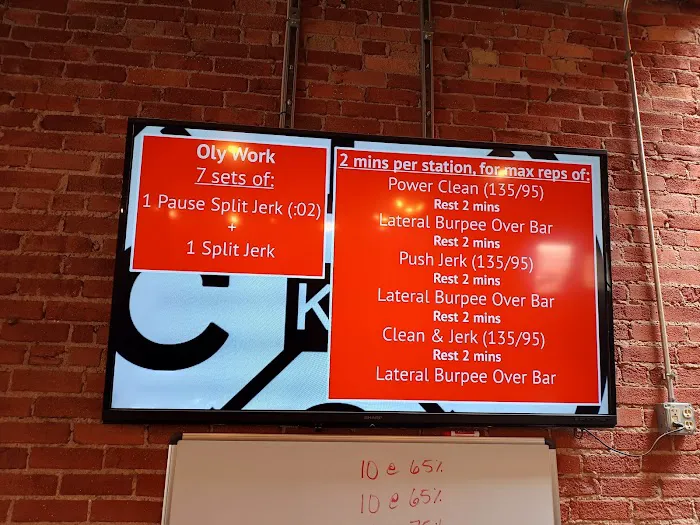 CrossFit on 18th Picture 5