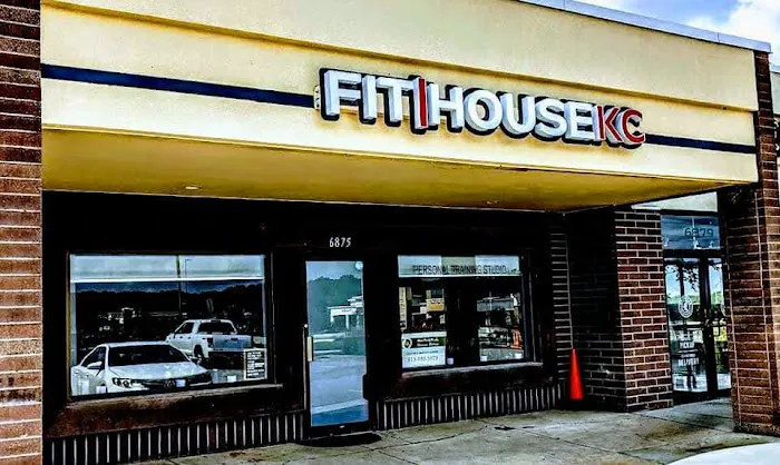 FIT HOUSE 24HR Picture 7