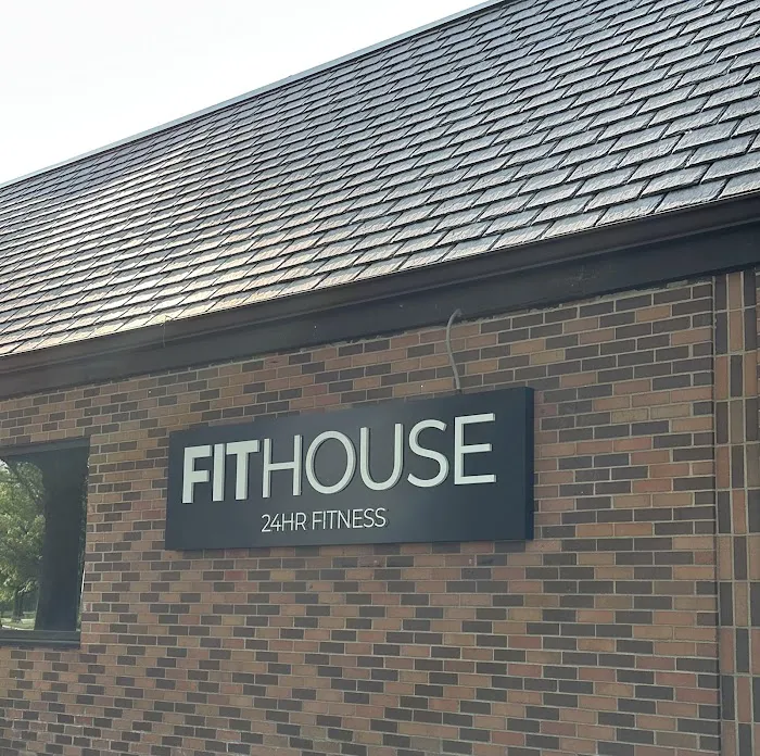 FIT HOUSE 24HR Picture 10