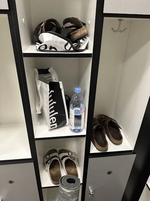 Power Life Yoga Barre Fitness - Two Light Picture 1