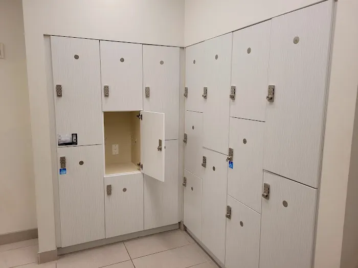 Power Life Yoga Barre Fitness - Town Center Picture 10