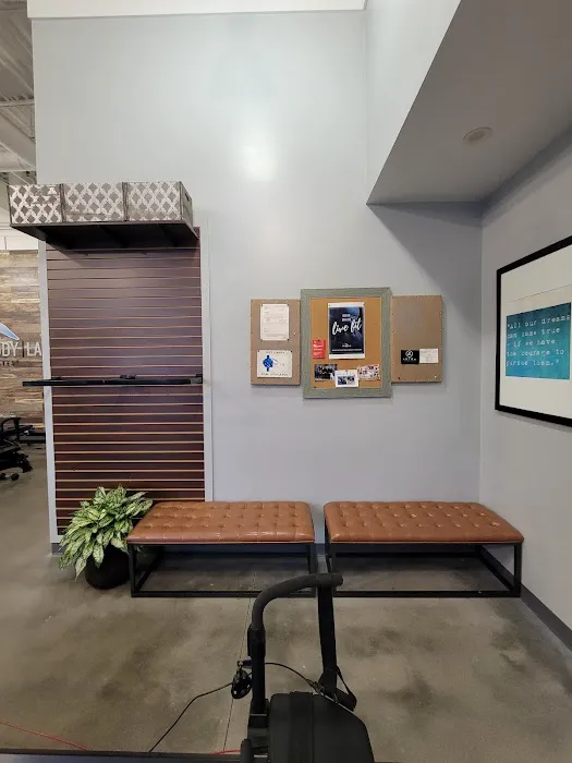 The Body Lab - A Lagree Fitness Studio · Yoga · Barre · Mat pilates · Total body burn · Red light therapy saunas Picture 5