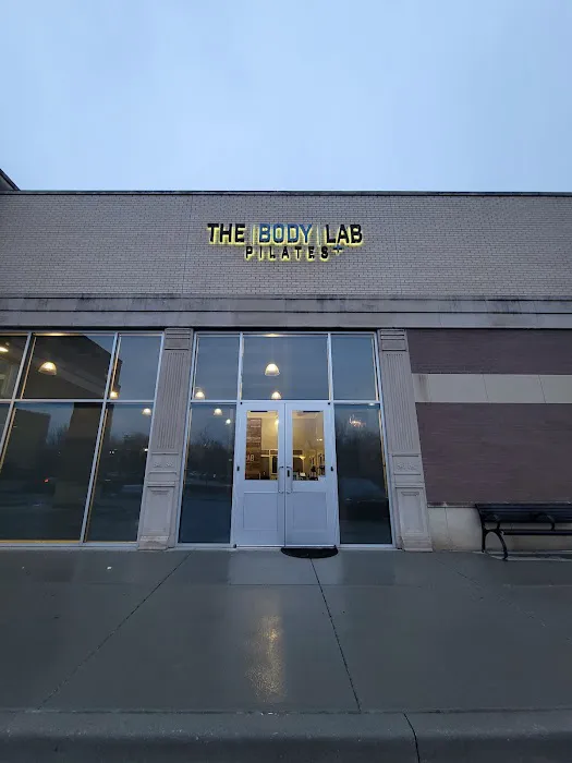 The Body Lab - A Lagree Fitness Studio · Yoga · Barre · Mat pilates · Total body burn · Red light therapy saunas Picture 2