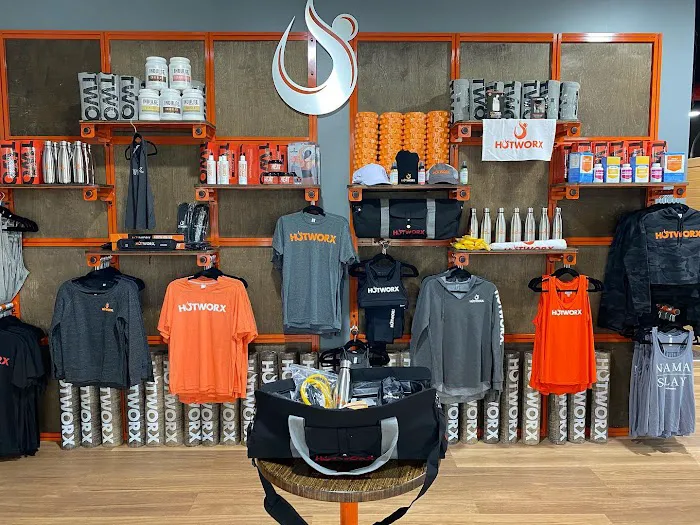 HOTWORX - Leawood, KS Picture 5