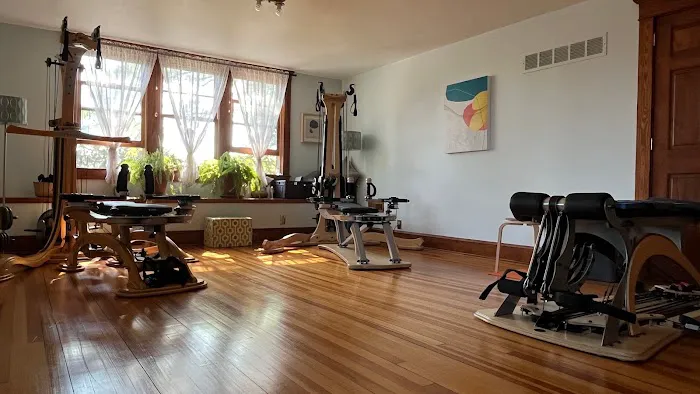 Lumin Movement - a GYROTONIC (r) studio Picture 1