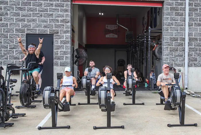 Mission Barbell Club Picture 7