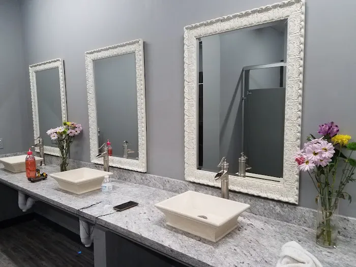 BLUSH FITNESS Picture 5