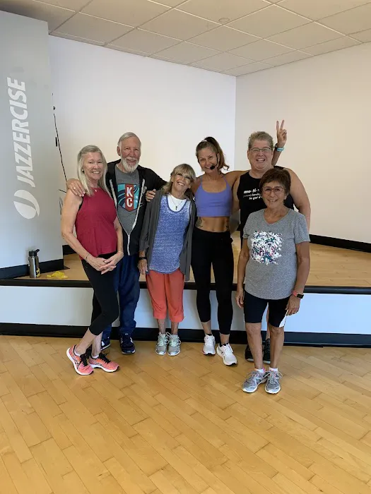 Overland Park Jazzercise Picture 6