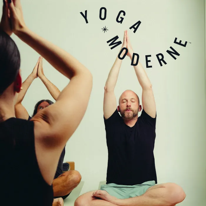 Yoga Moderne Picture 7
