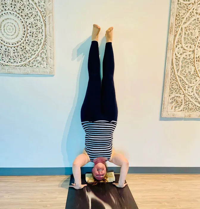 IN Power Yoga KC Picture 3