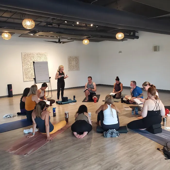 IN Power Yoga KC Picture 8