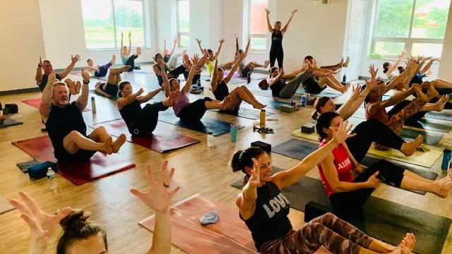 IN Power Yoga KC Picture 6