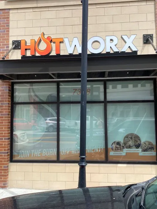 HOTWORX - Overland Park, KS Picture 8
