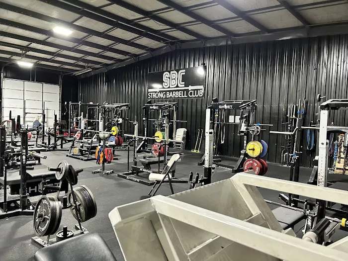 Strong Barbell Club Kansas City 24 hour gym Picture 10