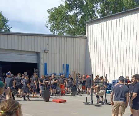 Strong Barbell Club Kansas City 24 hour gym