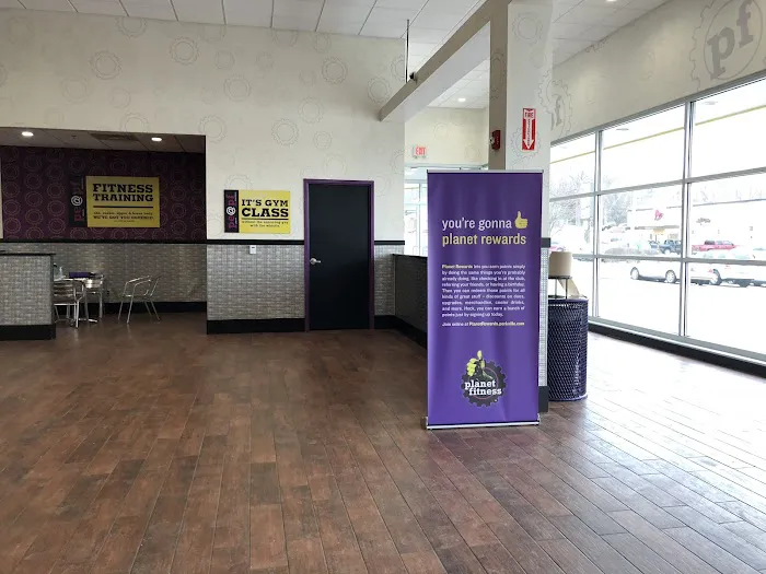Planet Fitness Picture 5