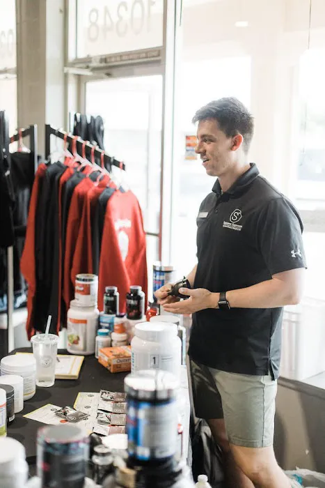 Body Shop Gym - 24hrs Picture 3