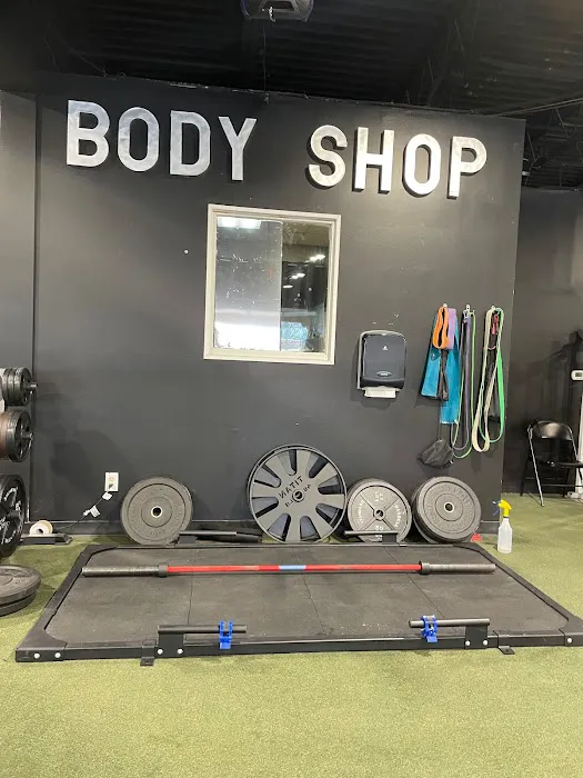 Body Shop Gym - 24hrs Picture 9