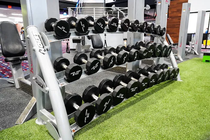 Genesis Health Clubs - KC Racquet Club Picture 6