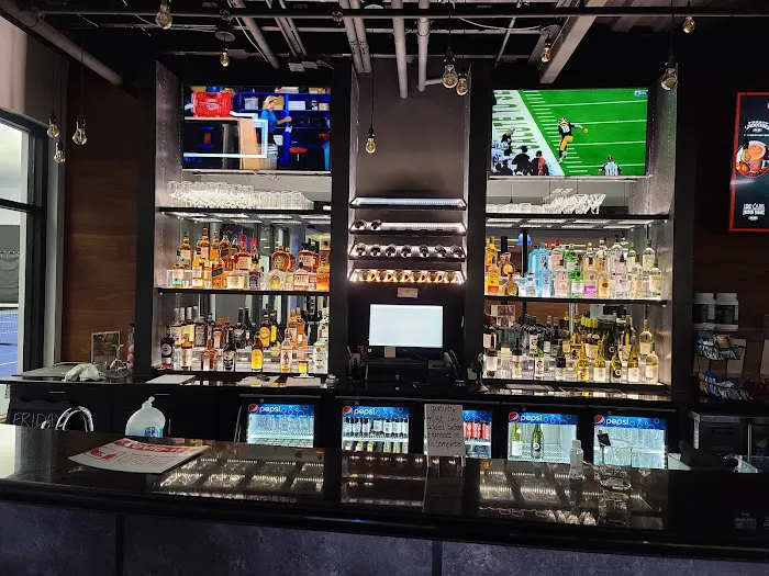 Genesis Health Clubs - KC Racquet Club Picture 10