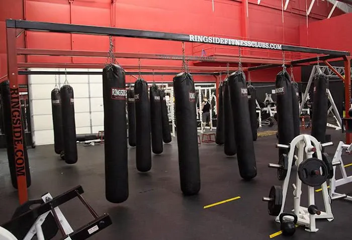 Genesis Health Clubs - KC Racquet Club Picture 9