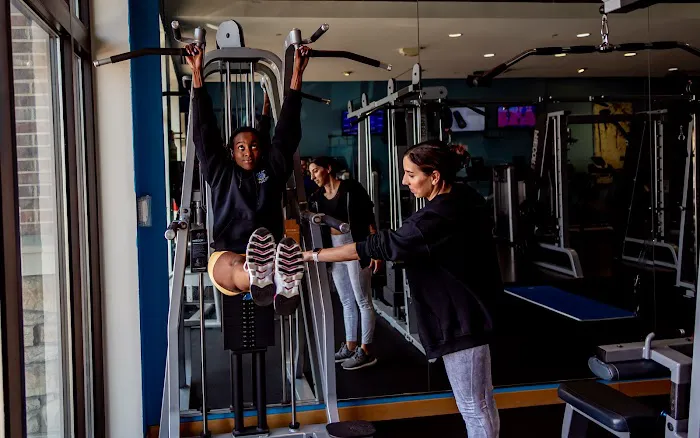 Metro KC Fitness - Briarcliff Picture 9