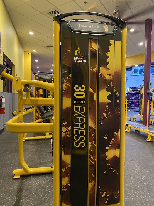 Planet Fitness Picture 10