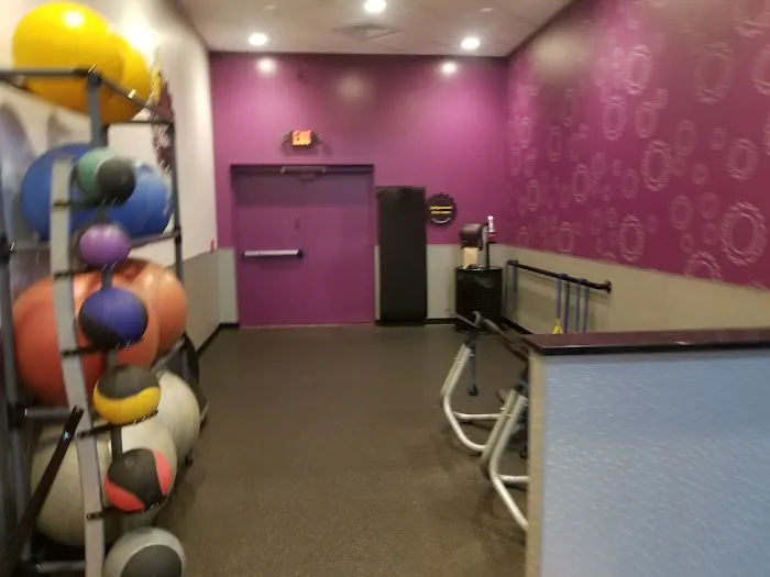Planet Fitness Picture 3
