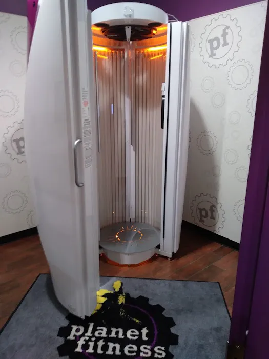 Planet Fitness Picture 3