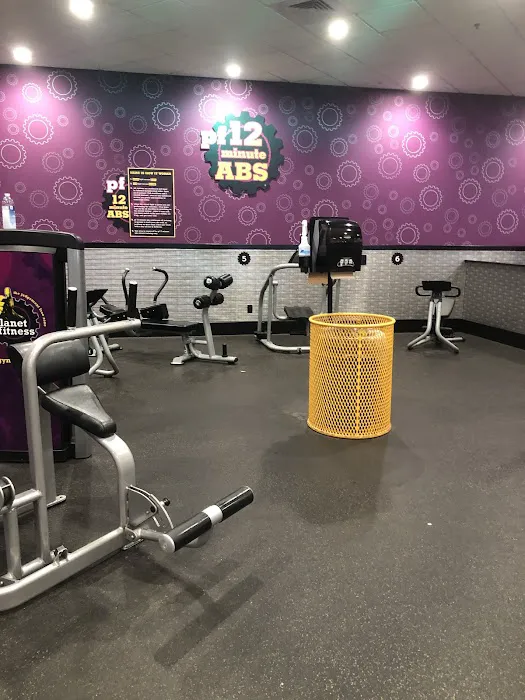 Planet Fitness Picture 8