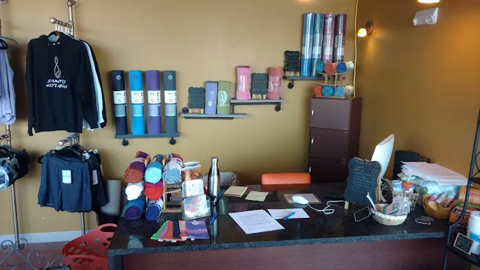 Sumits Hot Yoga KC Picture 8