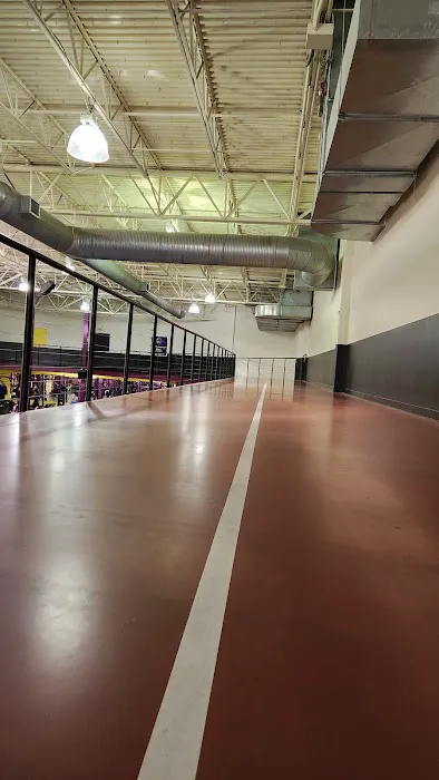 Planet Fitness Picture 5